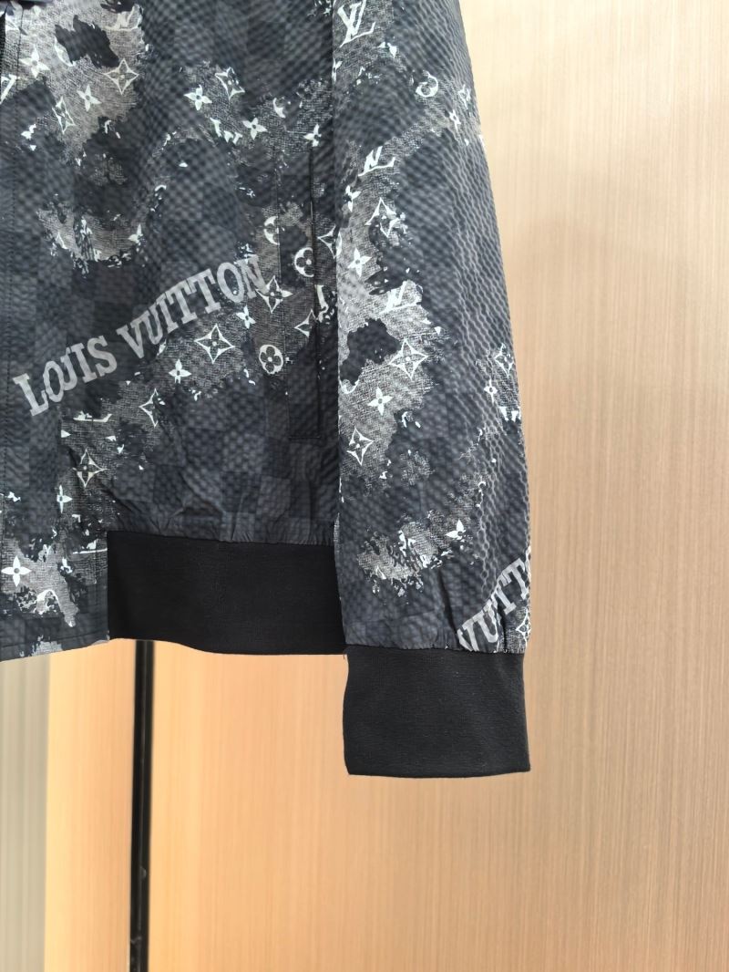 Louis Vuitton Outwear